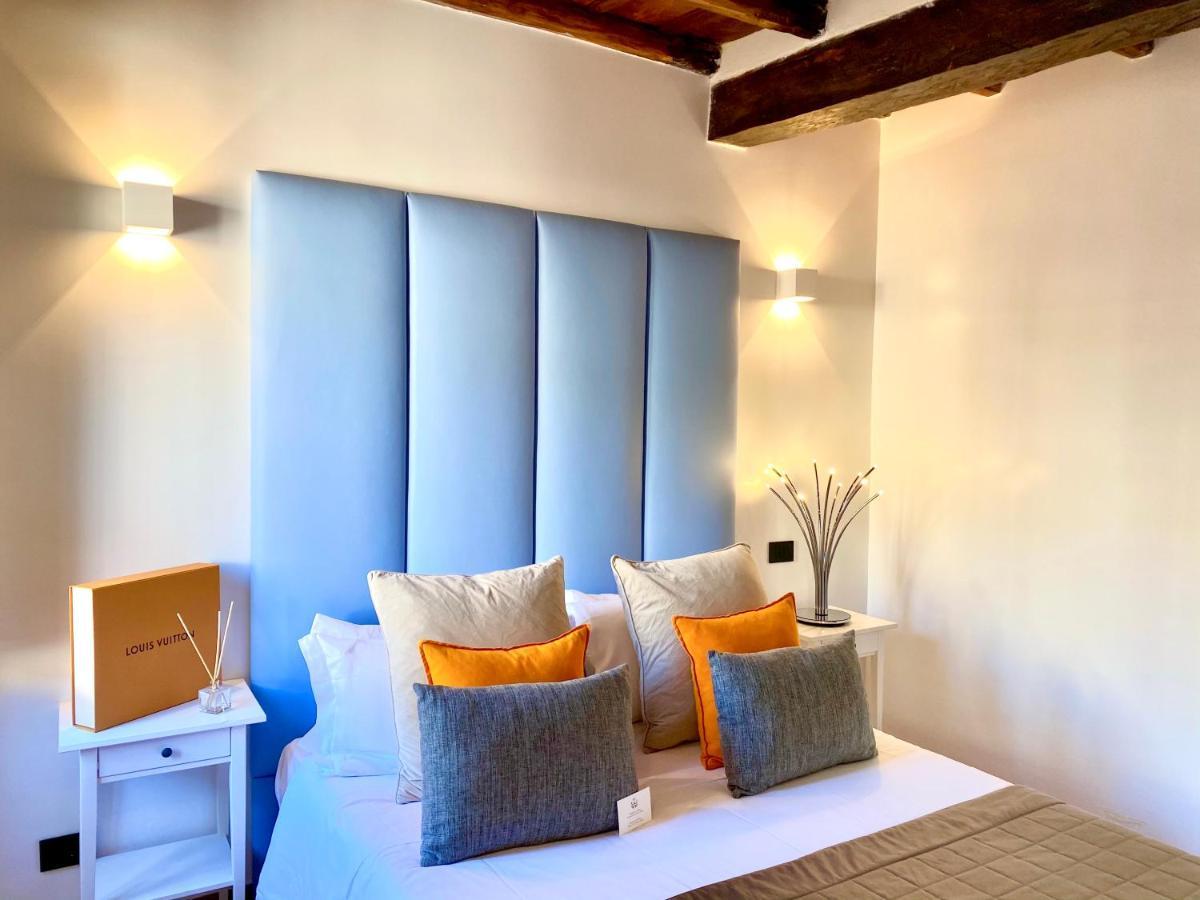 Palace Fontana Di Trevi Apartments Rzym Zewnętrze zdjęcie